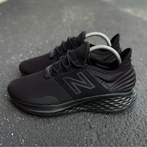 New balance fresh foam Roav size 7.5M 8.5W